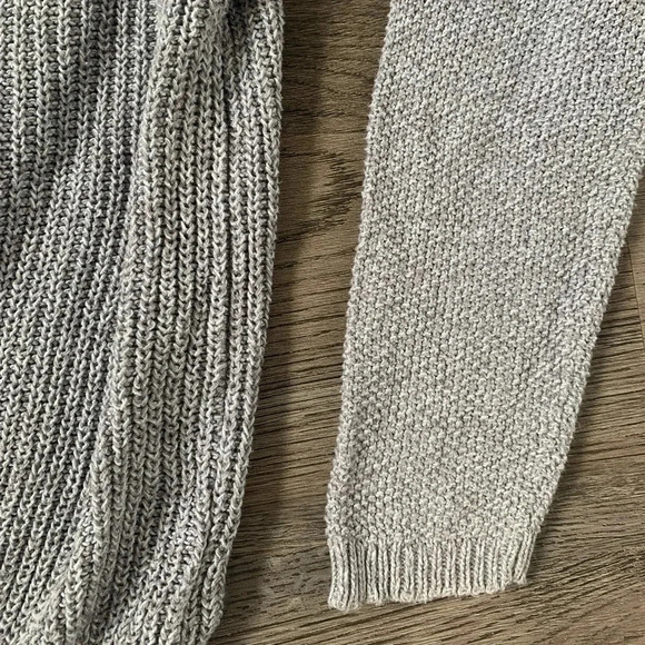 Pins‎ and Needles Oversized Lace Trim Knit Sweater - Gray - Size S - EUC - Picture 5 of 11